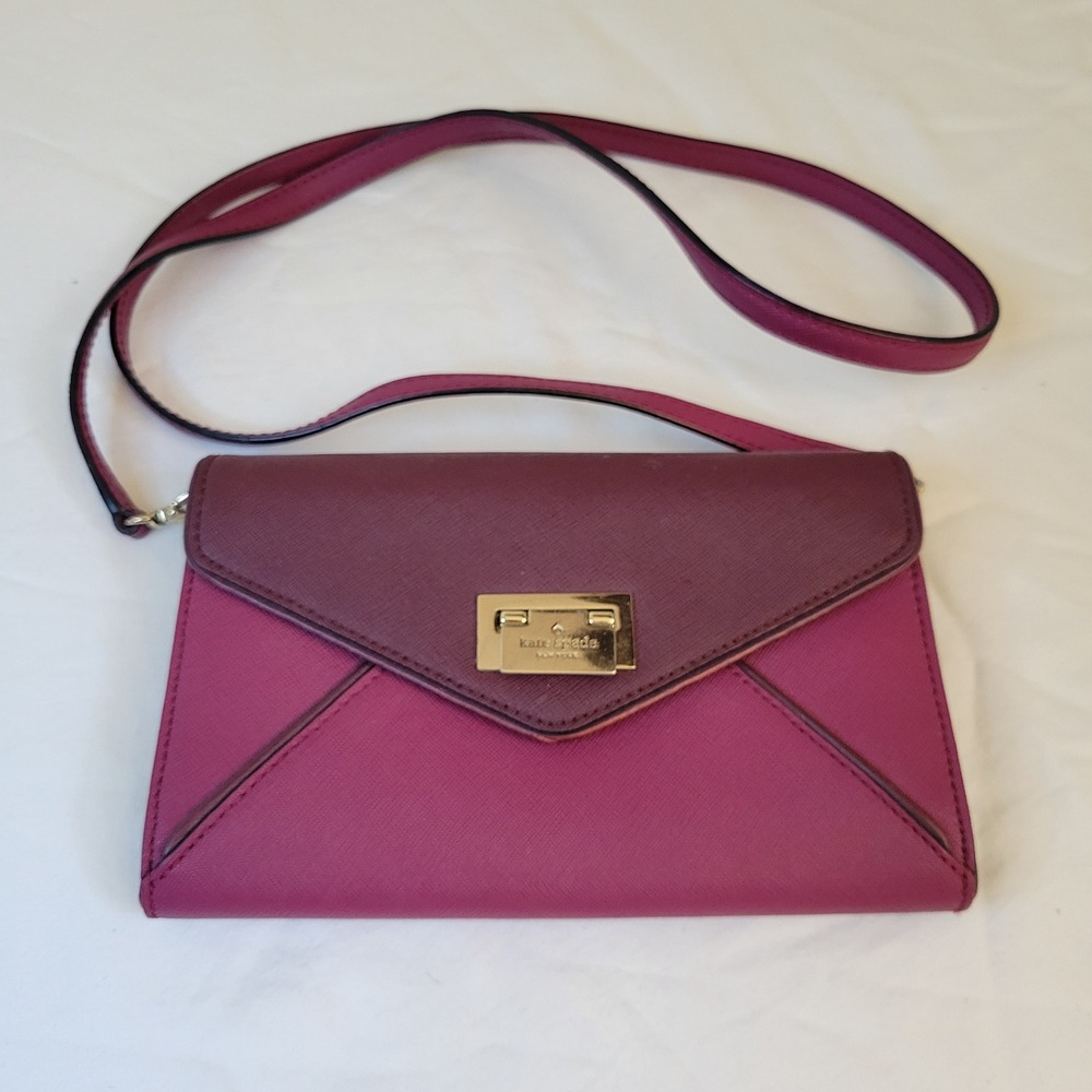 Kate Spade New York Wesley Place Natalie Envelope Messenger Crossbody Bag Clutch